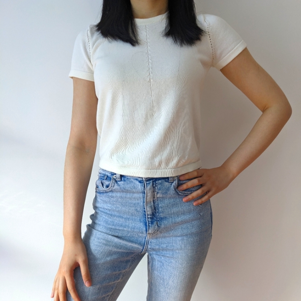 Uniqlo 100% cotton white T-shirt XS